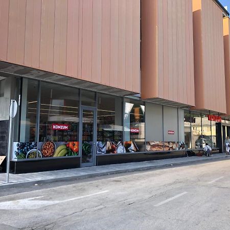 Hard Rock Rooms For Two Livno Eksteriør bilde